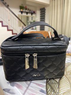 (Category: ) located in . Submitted by az_preloved09 (Listing ID 1209836179, Image 1). Description: .