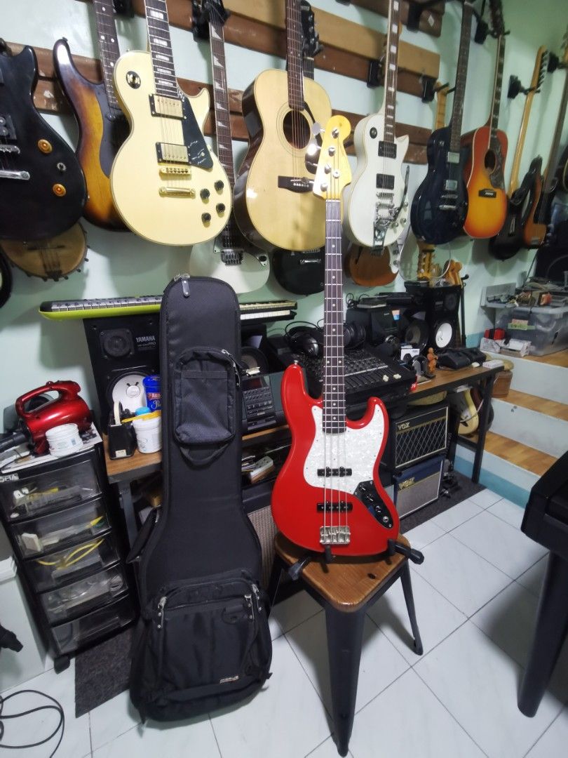 Edwards jazz bass guitar esp (Category: Musical Instruments) located in Paranaque City. Submitted by tegtegs (Listing ID 1209678984, Image 1). Description: 🤠🤠🤠 🎆🎆🎆 Edwards e-jb 100r/lt jazz bass 37k only With gigbag With minor dents and scratches 💪Push/pull tone pot 💪Sjb-1n pick ups 👍Payment thru cash, bank transfer, gcash or in any remittance center 🚚We do shipping👍via lalamove,speedy, toktok and grab ✈️🚢🚆We also ship nation wide, d