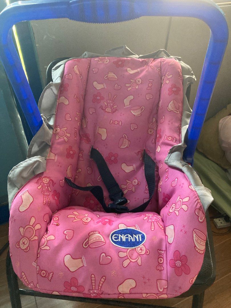 Enfant Baby carrier (Category: Carriers & Slings) located in Quezon City. Submitted by tipidtipid (Listing ID 1209654392, Image 3). Description: Not used. My daughter outgrew the carrier. .