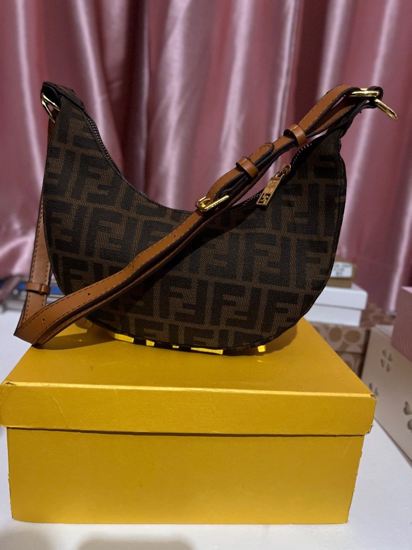 Fendi banana bag store
