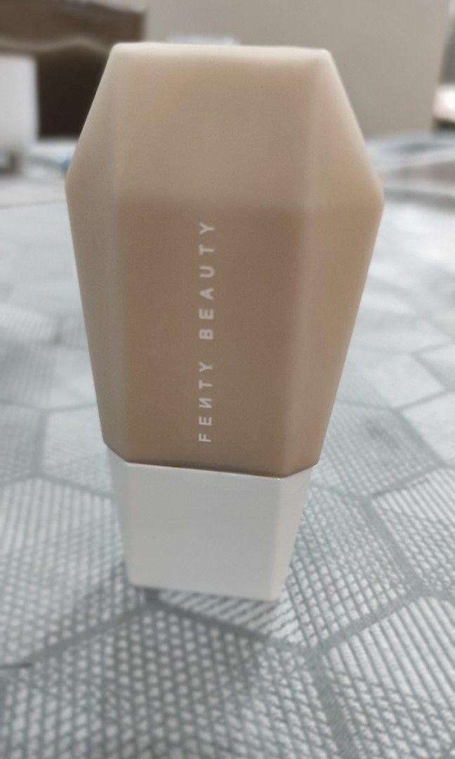 FENTY BEAUTY TINTED MOISTURIZER ( CODE 7), Beauty & Personal Care, Face