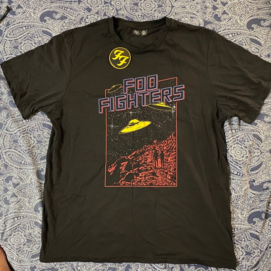 Foo Fighters Tshirt size M (Brand New, Official Merchandise), Men