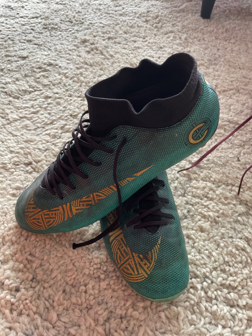 intersport football boots