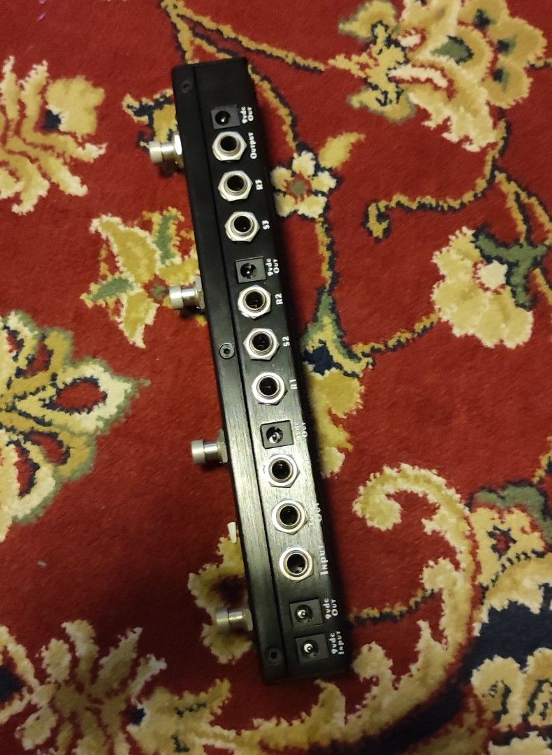 FS Effects Loop Switcher, Hobbies & Toys, Music & Media, Music