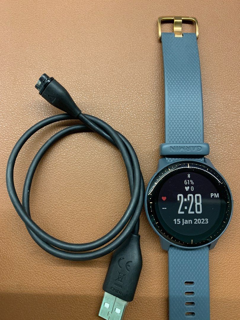 Garmin vivoactive 3 gps smart shop watch with music storage and playback
