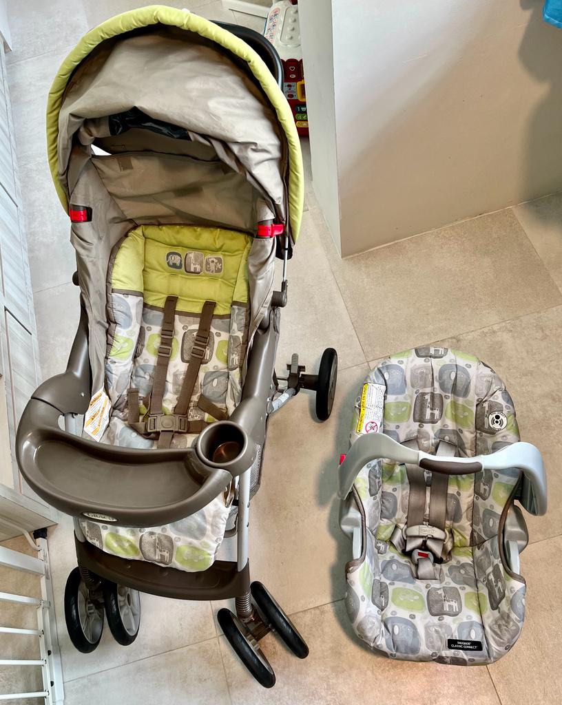 Winnie the pooh discount car seat and stroller