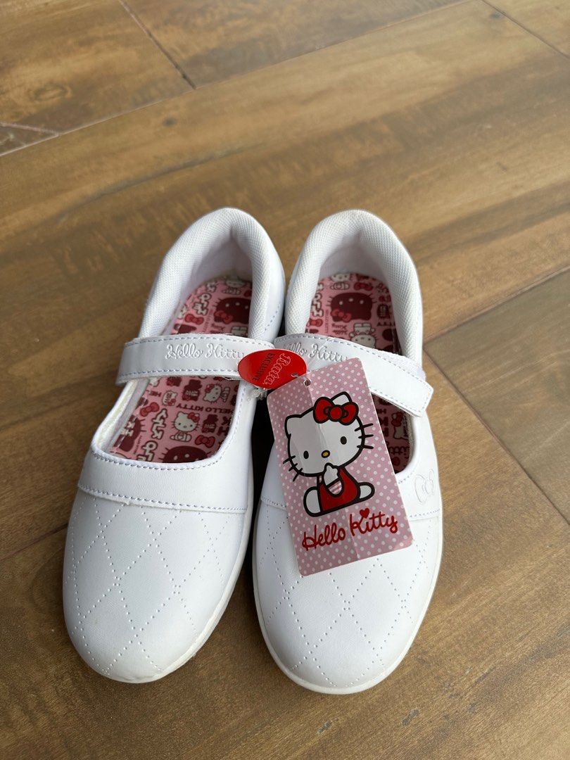 Hello kitty white shoe, Babies & Kids, Babies & Kids Fashion on Carousell