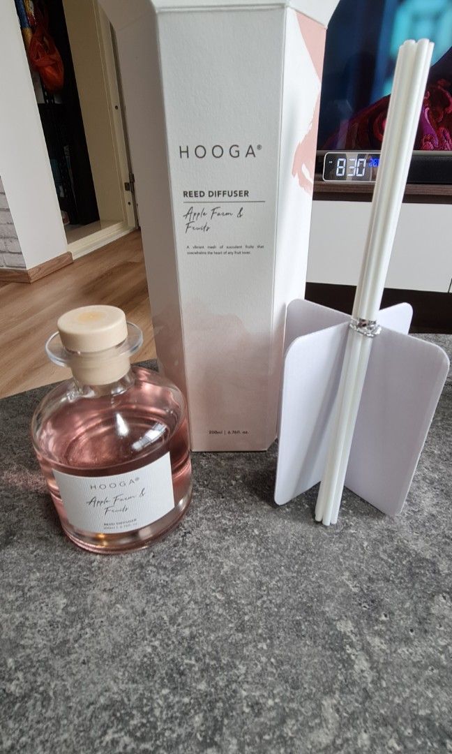 Hooga Reed Diffuser, Furniture & Home Living, Home Fragrance on Carousell