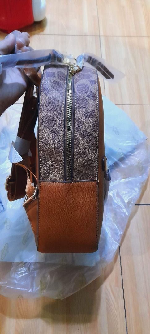 How r u back pack, Men's Fashion, Bags, Backpacks on Carousell