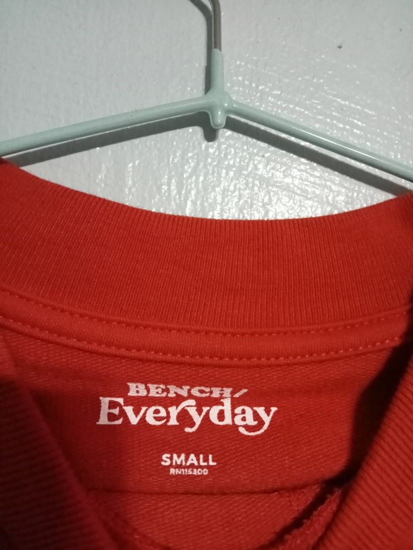 Itzy Bench Everyday Croptop, Women's Fashion, Tops, Longsleeves on