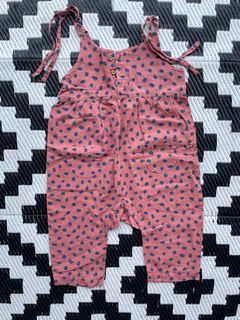 (Category: ) located in . Submitted by lookseeshop (Listing ID 1209734701, Image 1). Description: .