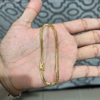 Japan 18K Gold Bracelet 7.5 inches 6.51 g