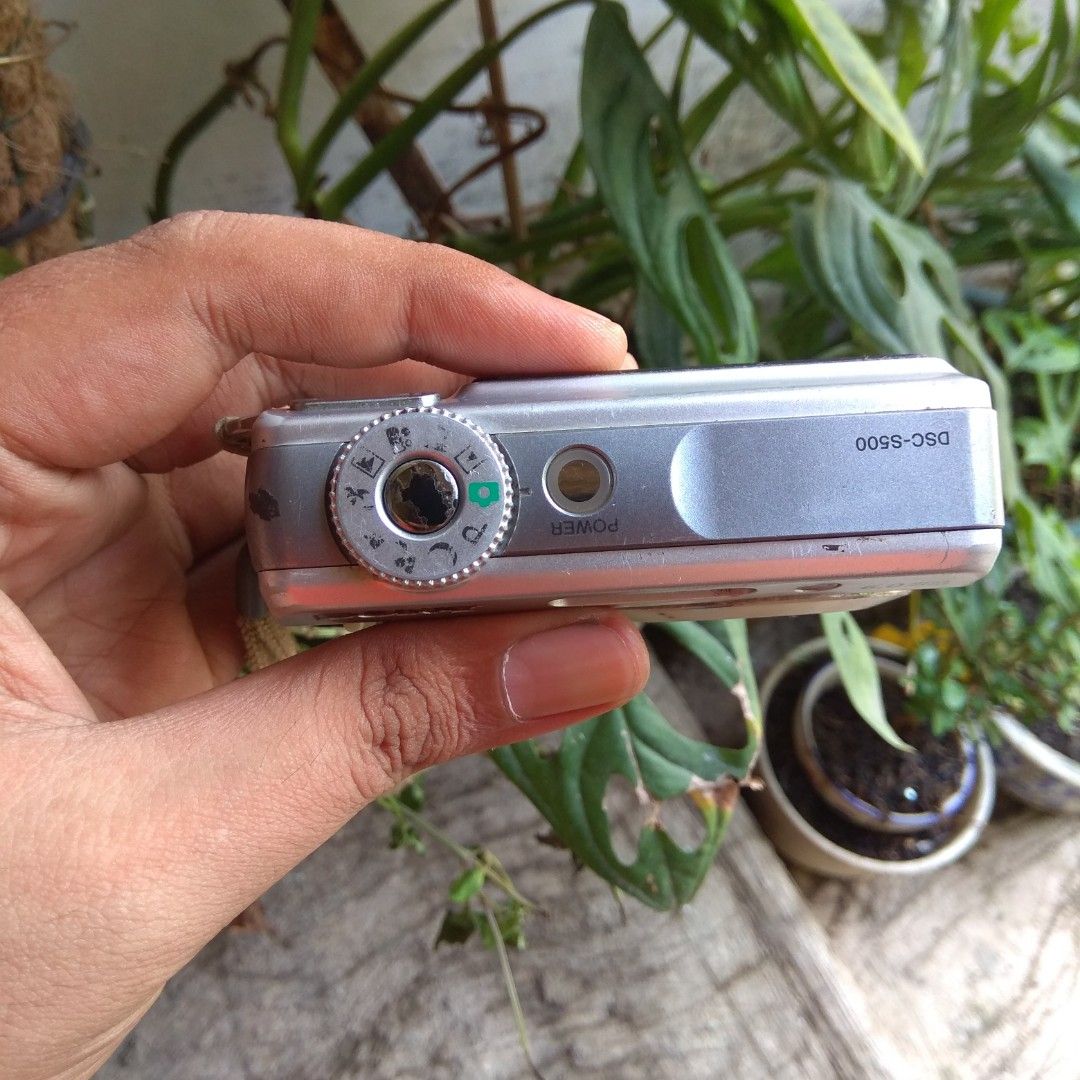 Sony CyberShot DSCS500 Point Shoot Camera Specification, 48 OFF