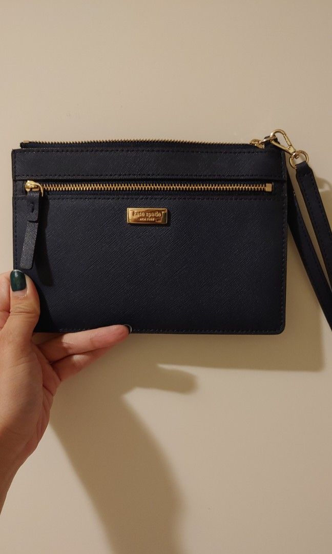 Kate spade laurel way wristlet hotsell