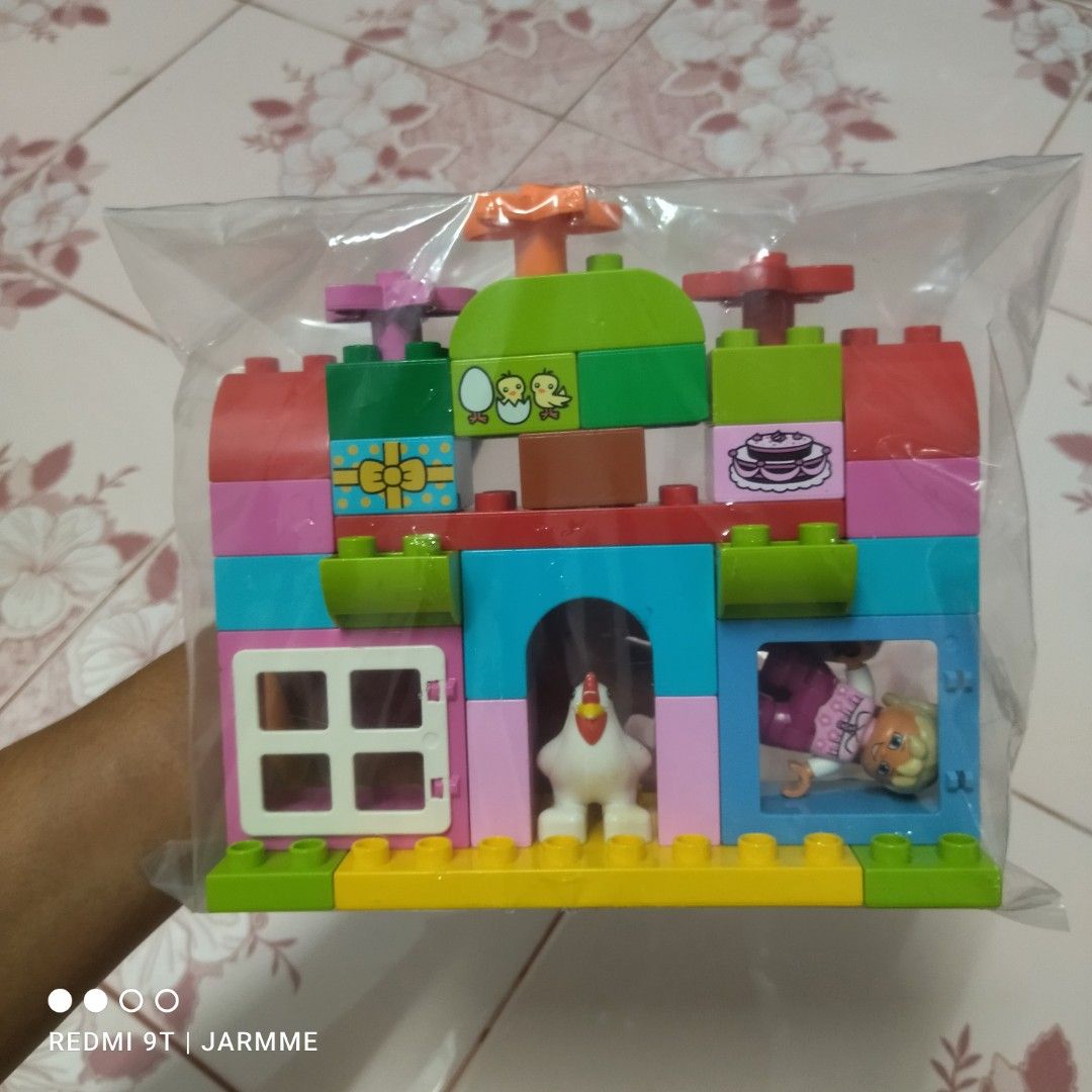 Lego Duplo original item figure missing some part Hobbies