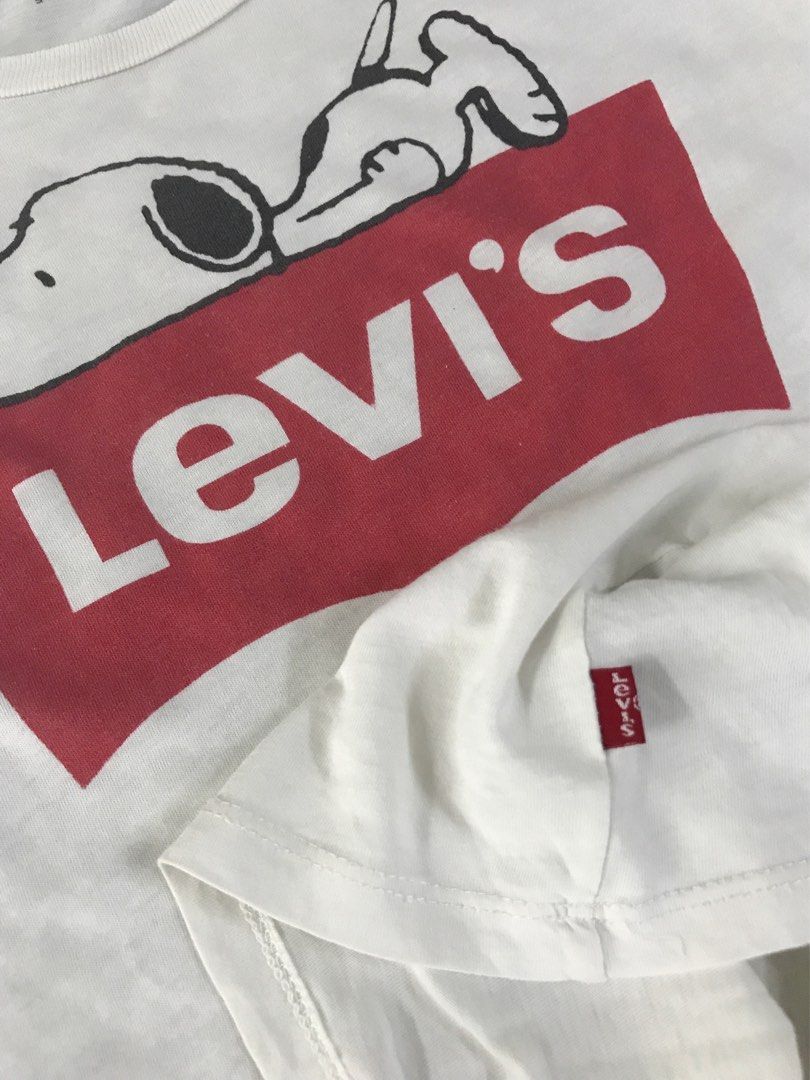 Levi's t shirt on sale snoopy