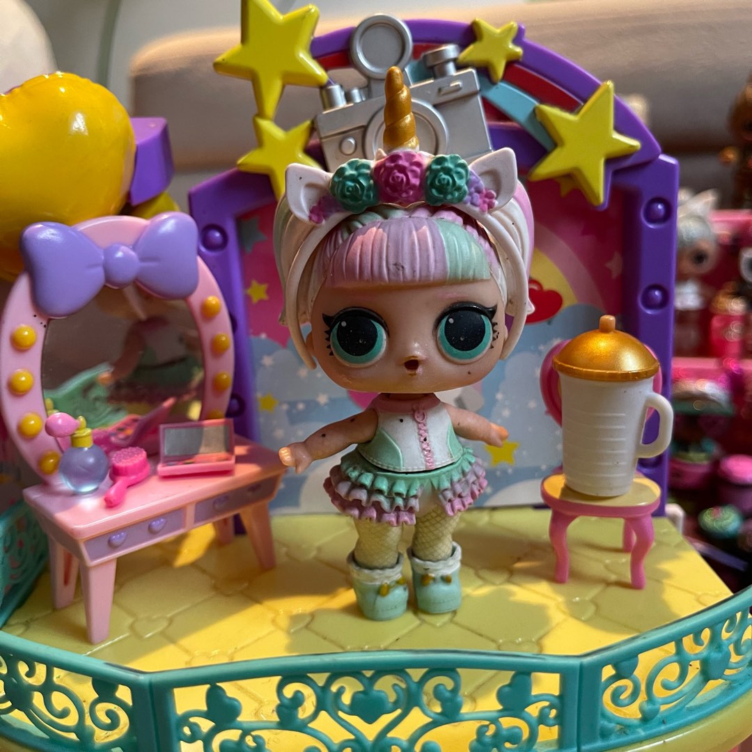 Unicorn lol sparkle series discount