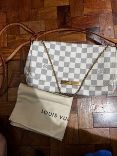 Pre-Owned Louis Vuitton Favorite MM Bag 211788/2
