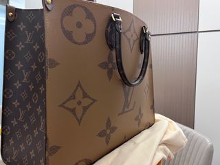 （分類：）位於 。 由 031079 提交（商品編號 1209751923，圖片 1）。簡介： 。