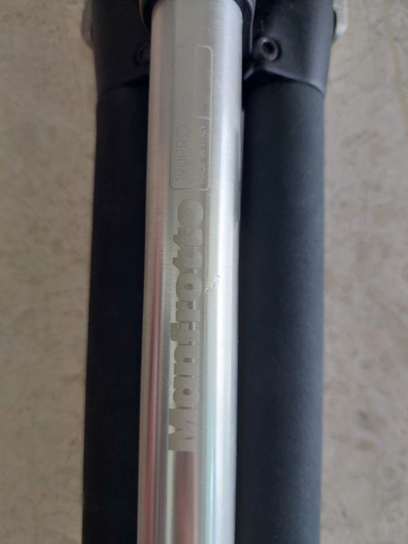 Manfrotto Tripod 190pro 486RC2 (Made In Italy), Photography