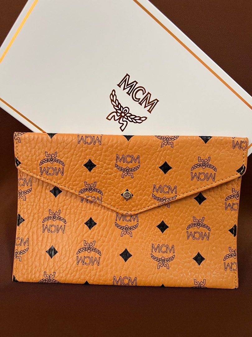 Mcm red clutch top