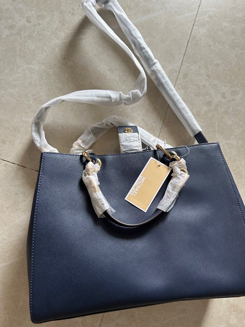 Michael Kors Cynthia Tote Bag Luxury Bags Wallets on Carousell
