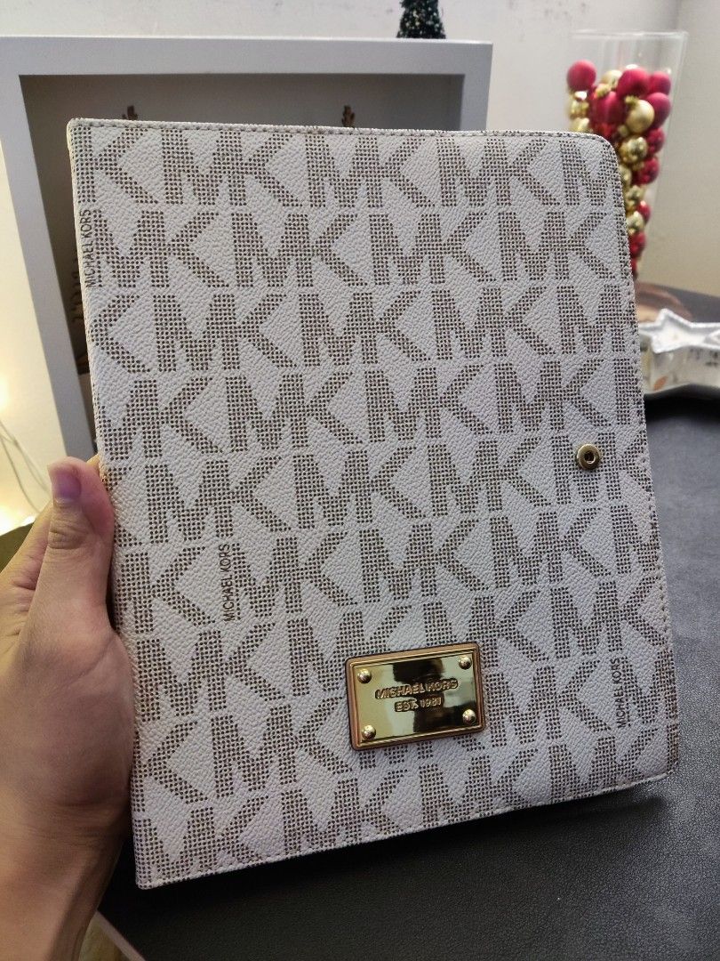 Michael kors clearance tablet bag