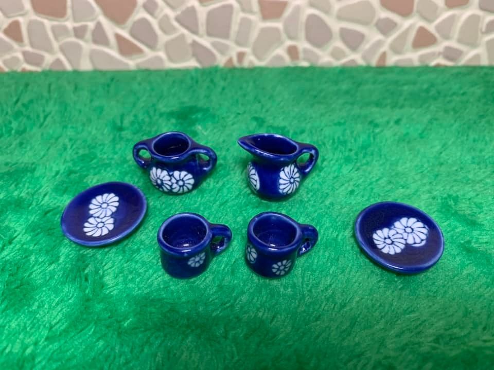 Miniature Ceramic Accessories (A) (Category: Dinnerware & Cutlery) located in Pasig City. Submitted by paisleybox (Listing ID 1209675100, Image 2). Description: Miniature Ceramic Accessories (A) 1. Blue tea set- 180- SOLD 2. Blue fish dish plate with stand- 150 3. Blue & white vase set- 180- SOLD 4. White dish tray set- 150 5. Blue & white pitcher set- 170- SOLD Ideal for 1/12 set up 6. Sylvanian Families Brown Welsh dresser- 1800 Cross posted..