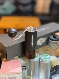 Mischief M40 Hand Coffee Grinder