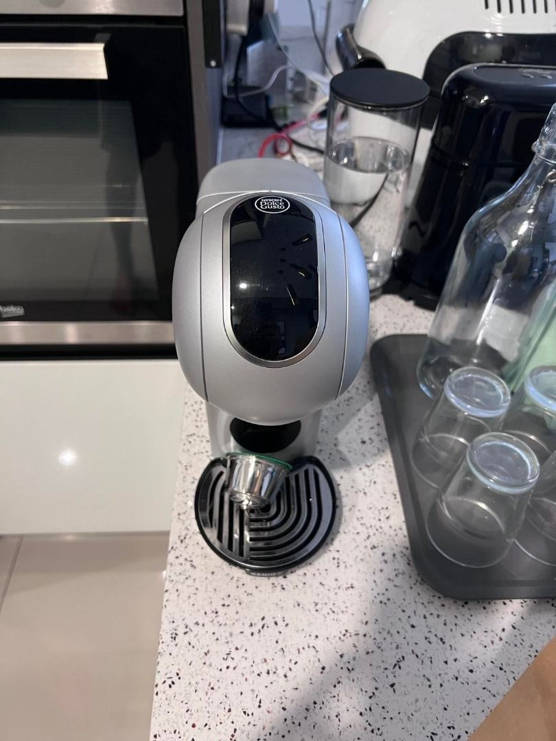 Nescafe Dolce Gusto Genio S Touch Automatic Coffee Machine - Silver, TV &  Home Appliances, Kitchen Appliances, Coffee Machines & Makers on Carousell