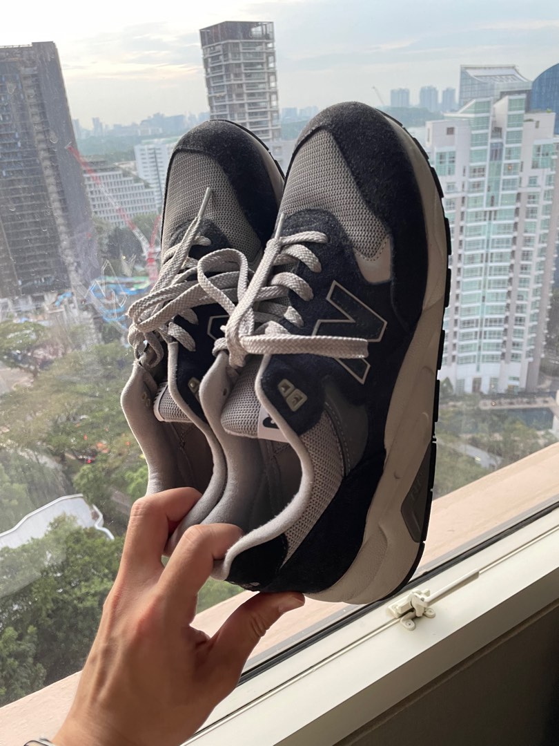 New Balance 580, Women's Fashion, Footwear, Sneakers on Carousell
