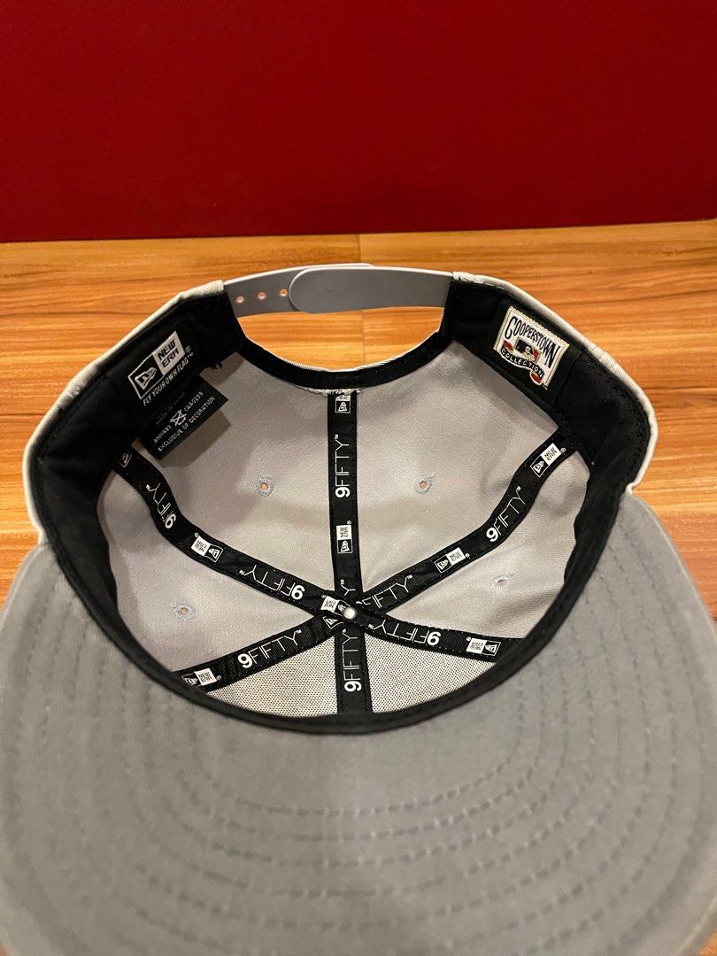 new era seattle mariners legit cap, Men's Fashion, Watches & Accessories, Caps & Hats on Carousell