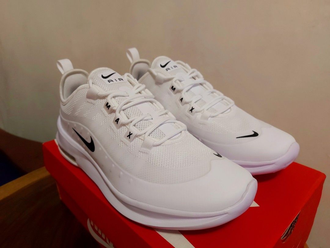 Nike Air Max Axis