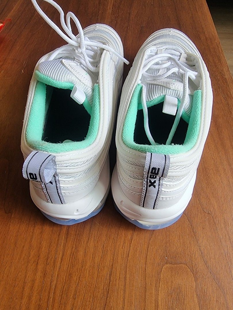 brand new airmax