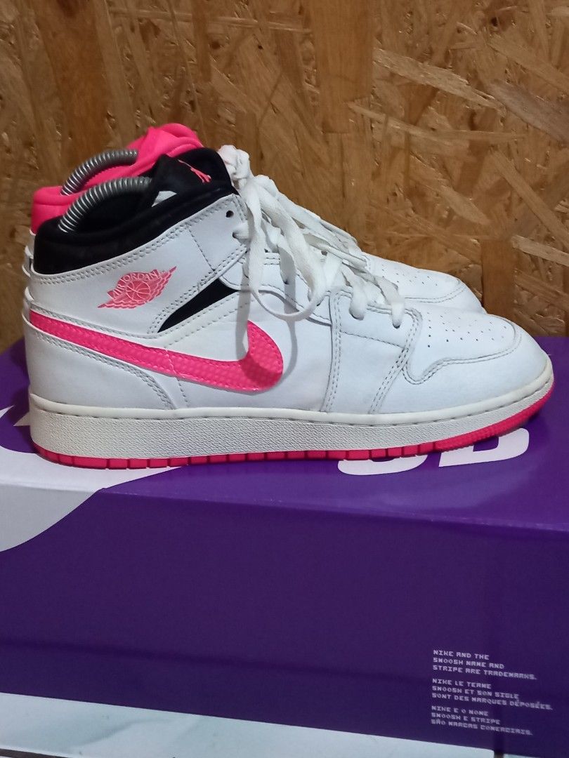 hyper pink aj1