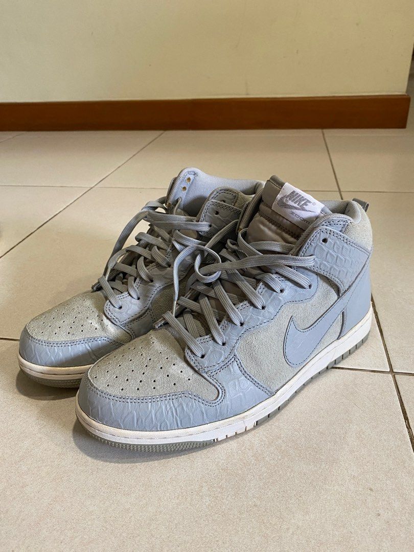 Nike dunks python sale