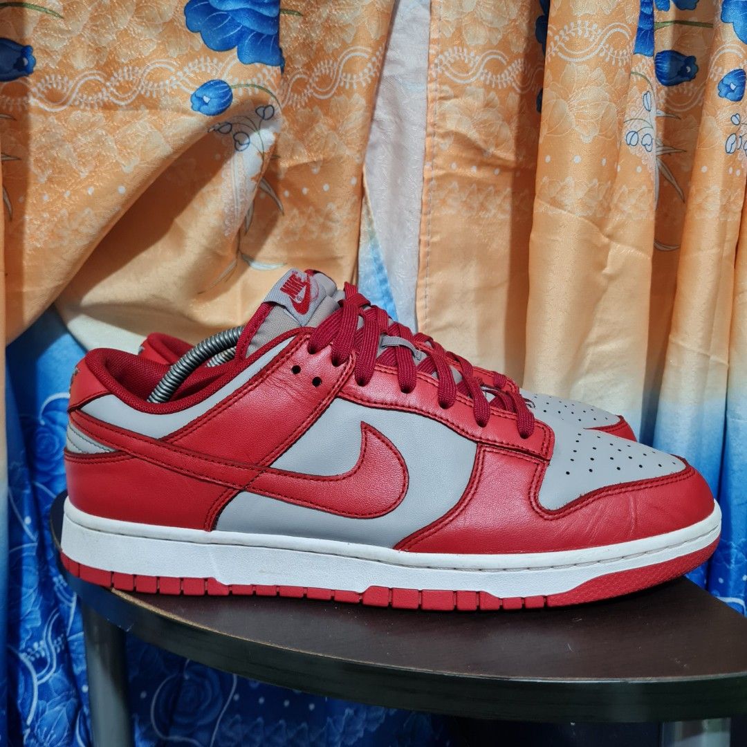 Nike Dunk low Medium grey Varsity Unlv Red, Men's Fashion, Footwear,  Sneakers on Carousell