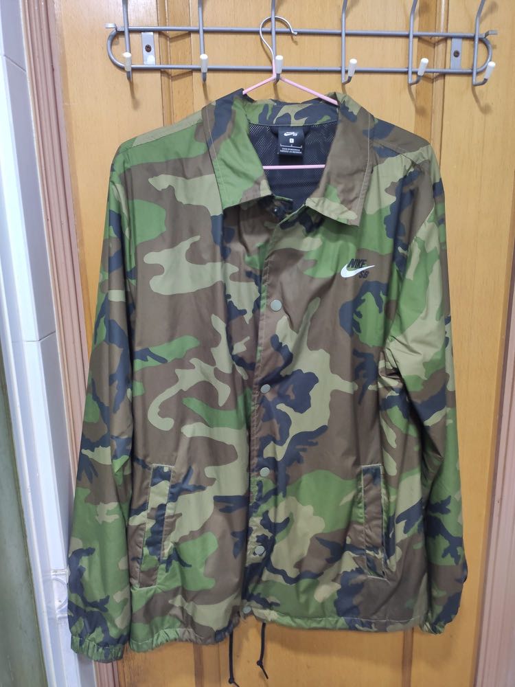 Nike sb camo coach jacket sale
