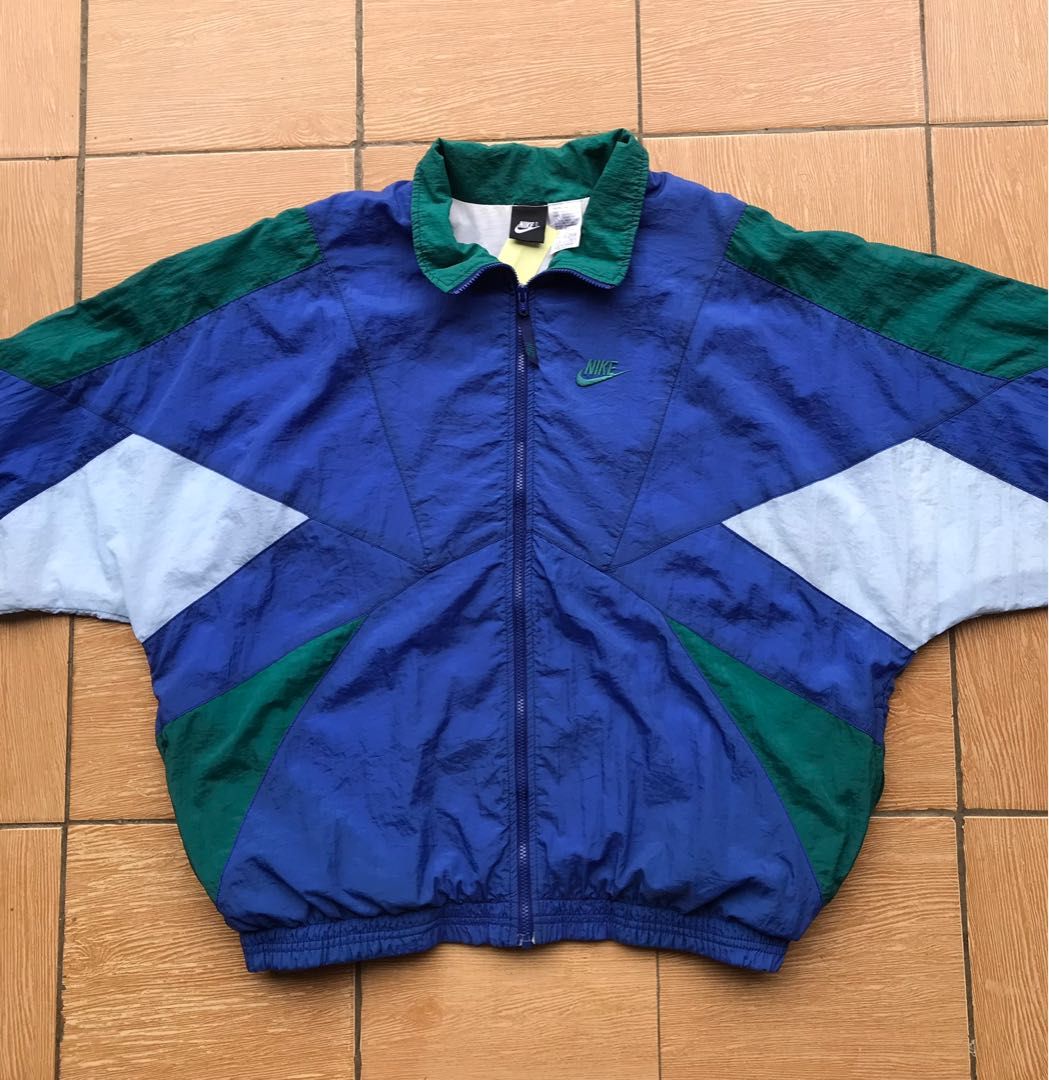 Nike vintage windbreaker colorblock