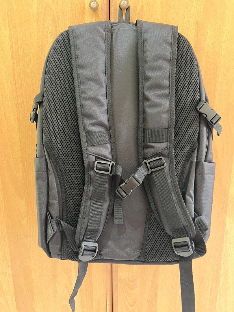 nus law backpack, Women's Fashion, Bags & Wallets, Backpacks on Carousell