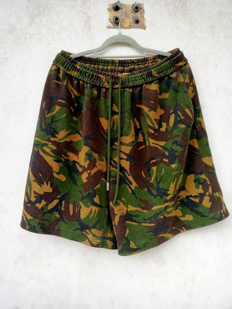 Off white shorts best sale camo