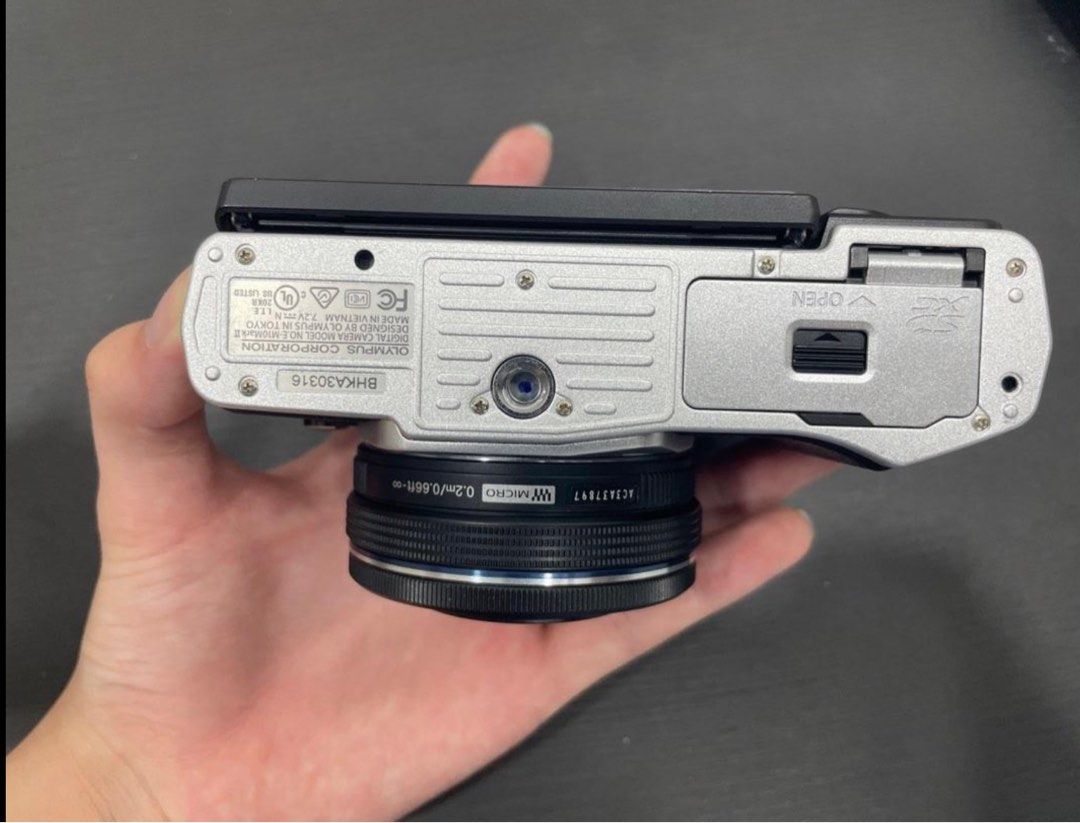 Olympus OMD EM10 Mk II, Photography, Cameras on Carousell