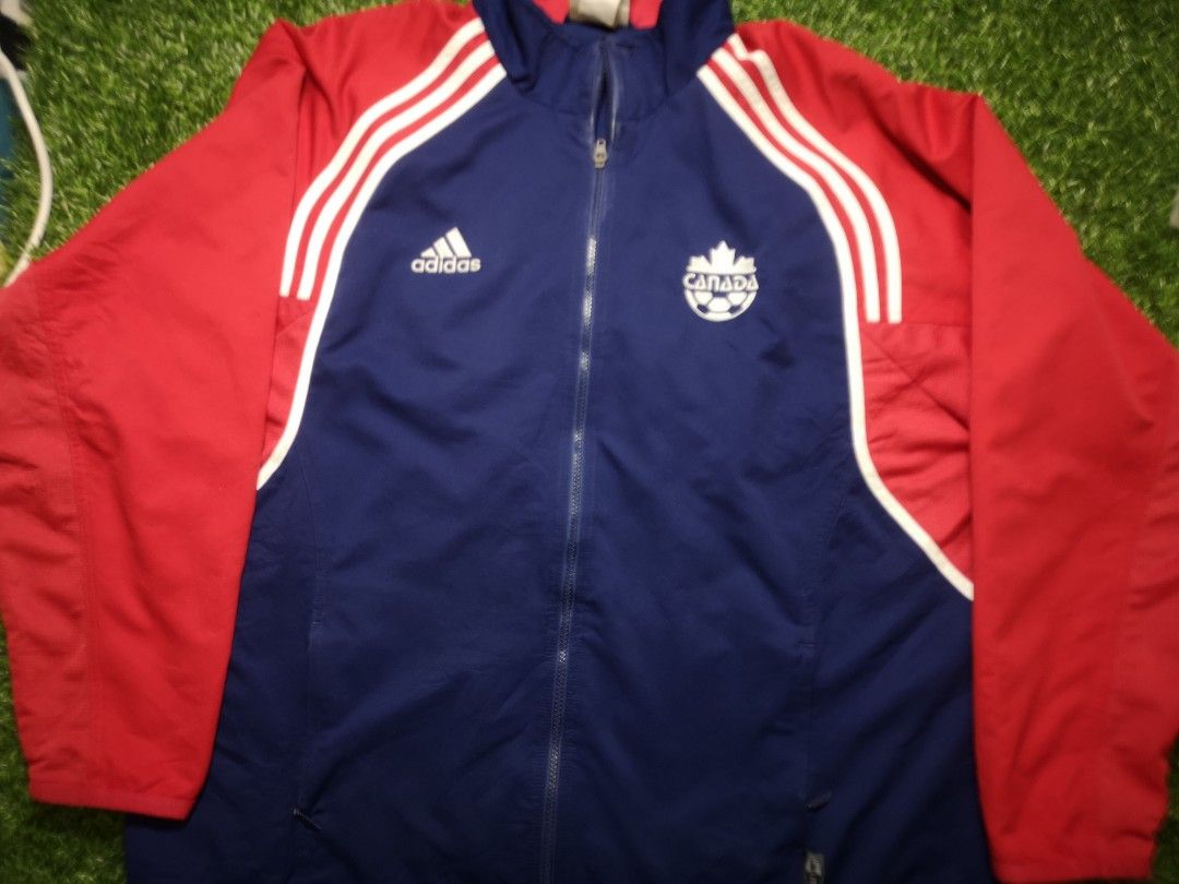 Adidas windbreaker canada deals