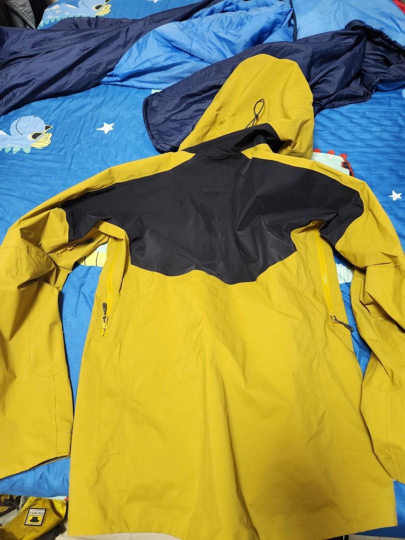 Outdoor research men archangel jacket, Sports Equipment, Hiking