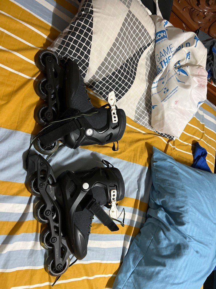 Oxelo Decathlon rollerblades (Category: Skates, Rollerblades & Scooters) located in Taytay. Submitted by herbertdizon (Listing ID 1209842298, Image 1). Description: Only used once by my Niece price is slightly negotiable size US 9 women .