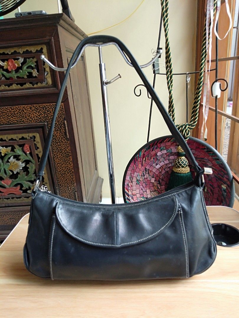 Perlina Shoulder Bag, Fesyen Wanita, Tas Dompet di Carousell