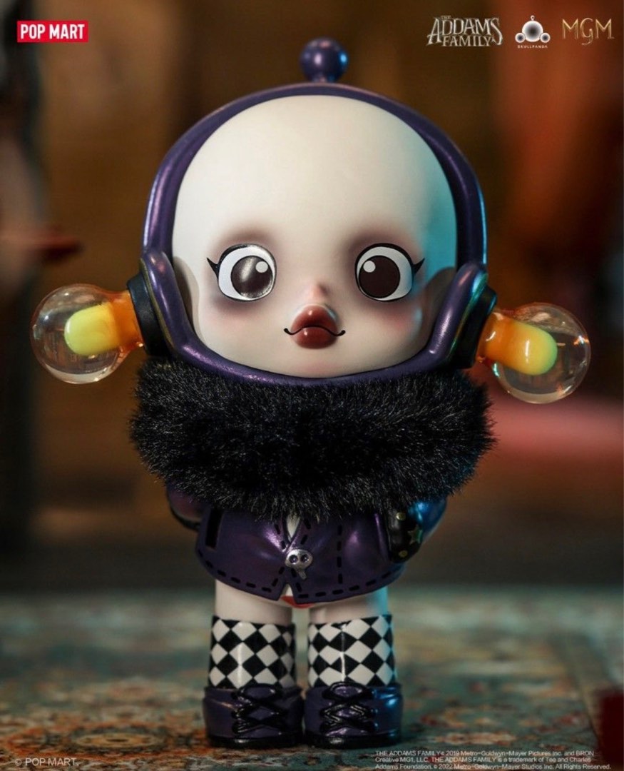 Pop Mart Skullpanda X The Addam Family Series (Uncle Fester), Hobbies