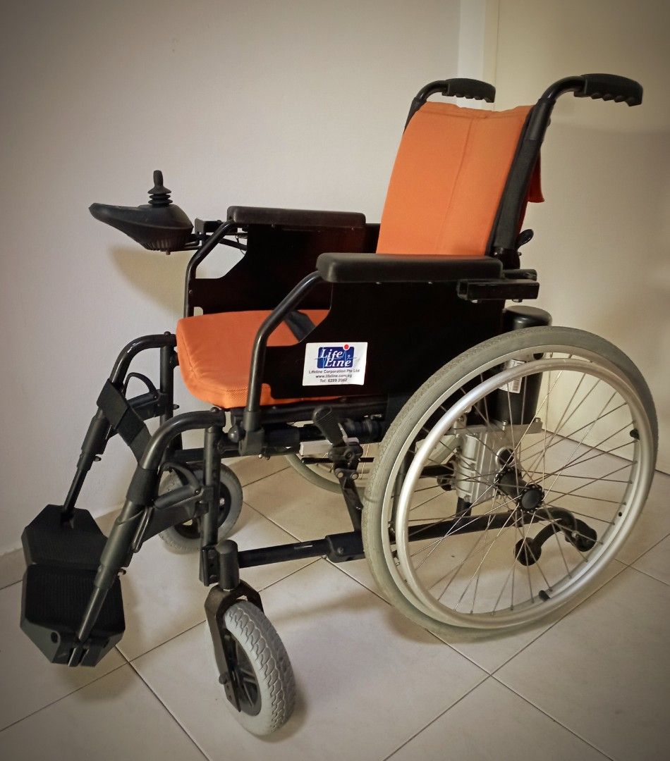 PreLoved 16" Rocket Motorized Wheelchair, Health & Nutrition
