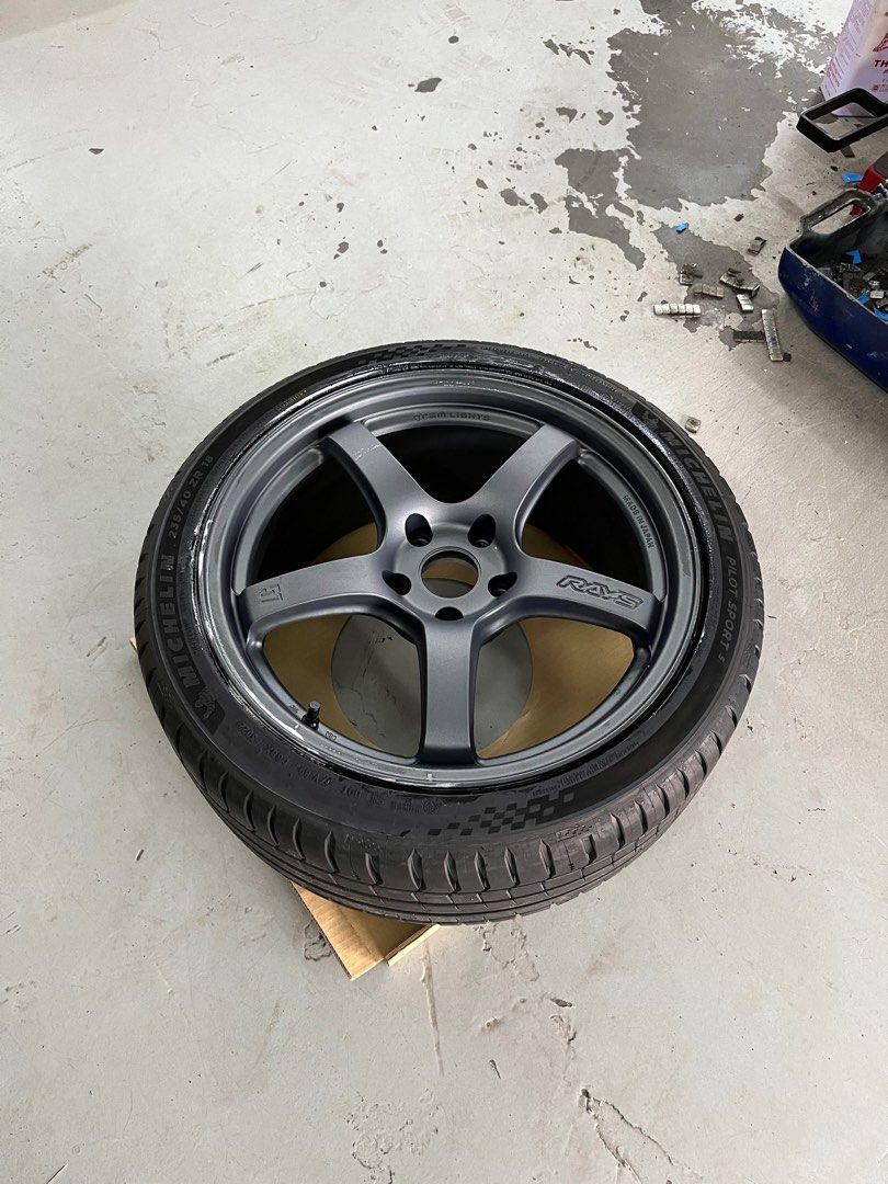 RAYS Gram Lights 57ANA 225/45R18 18X7J+53 MICHELIN X-ICE3+