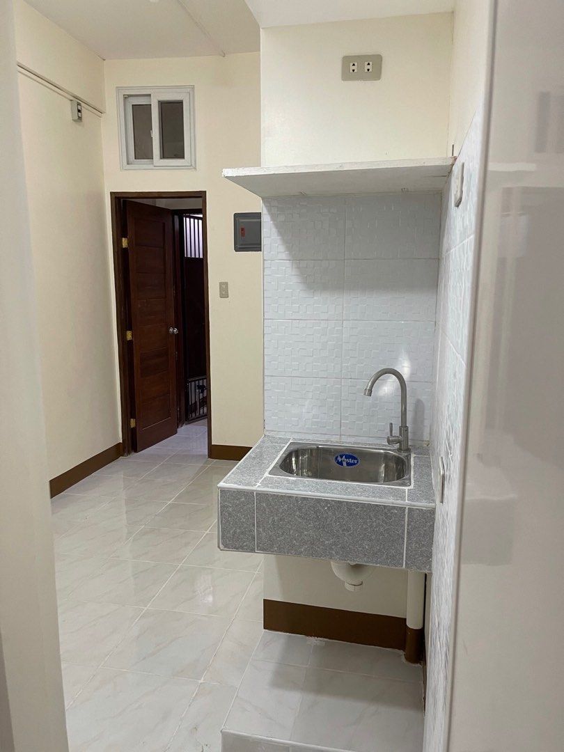 Rent manila dorm/ room/ studio/ condo/ apartment mendiola/Nagtahan/ lrt